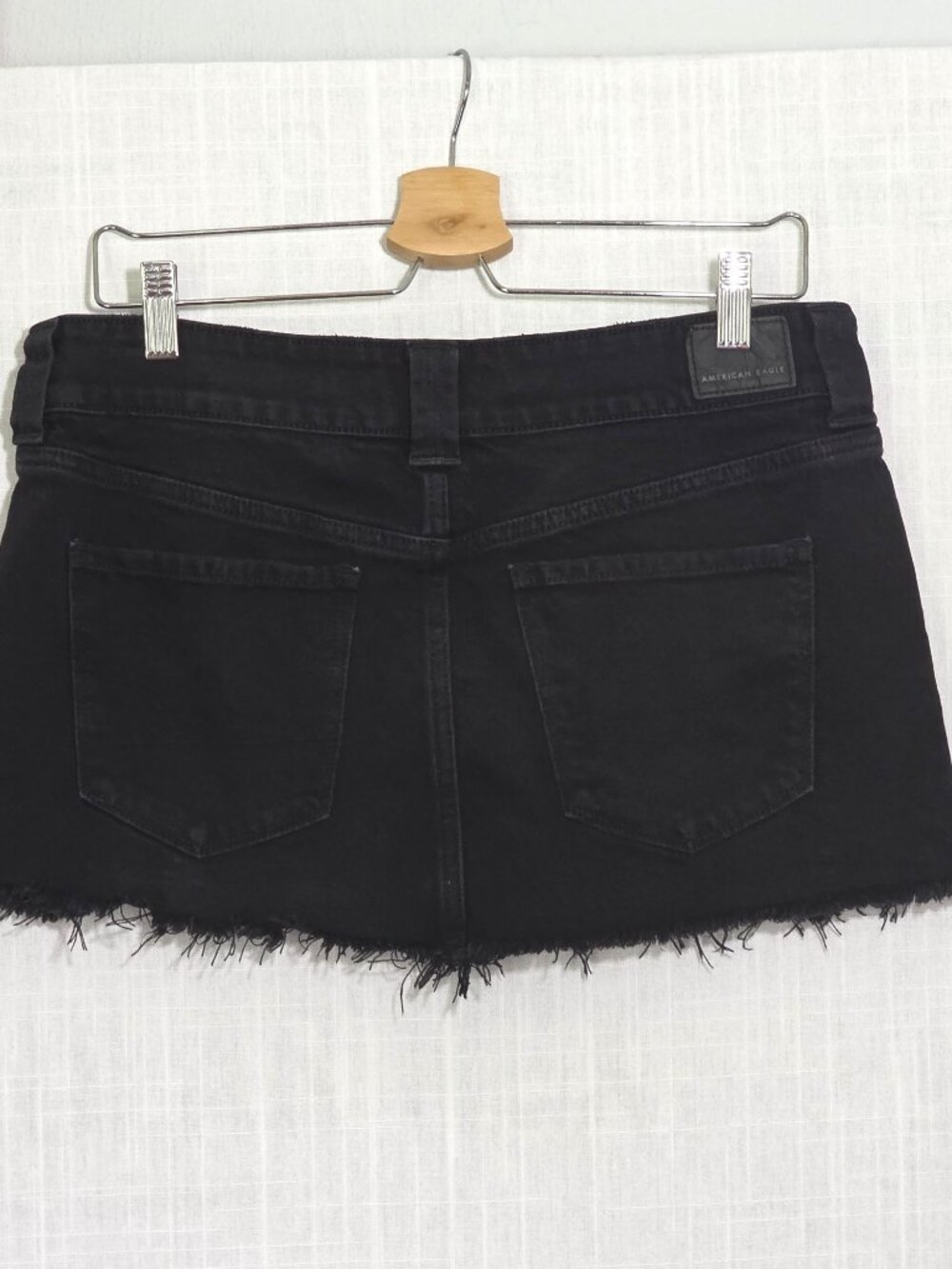 American Eagle Black Denim Raw Hem Micro Mini Skirt Size 8 - Picture 5 of 10